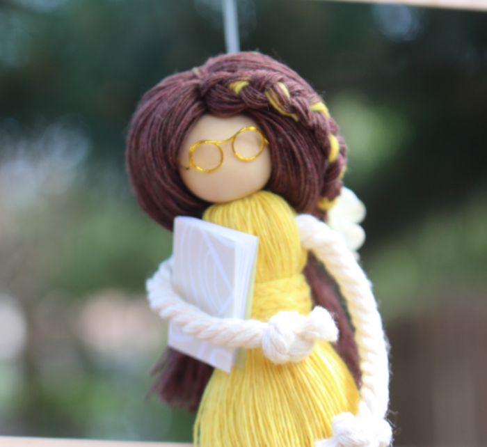 macrame doll-teacher